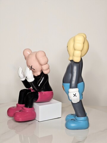 Статуэтка Kaws Hypebeast