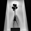 Статуэтка Lady with Flying Balloons Black